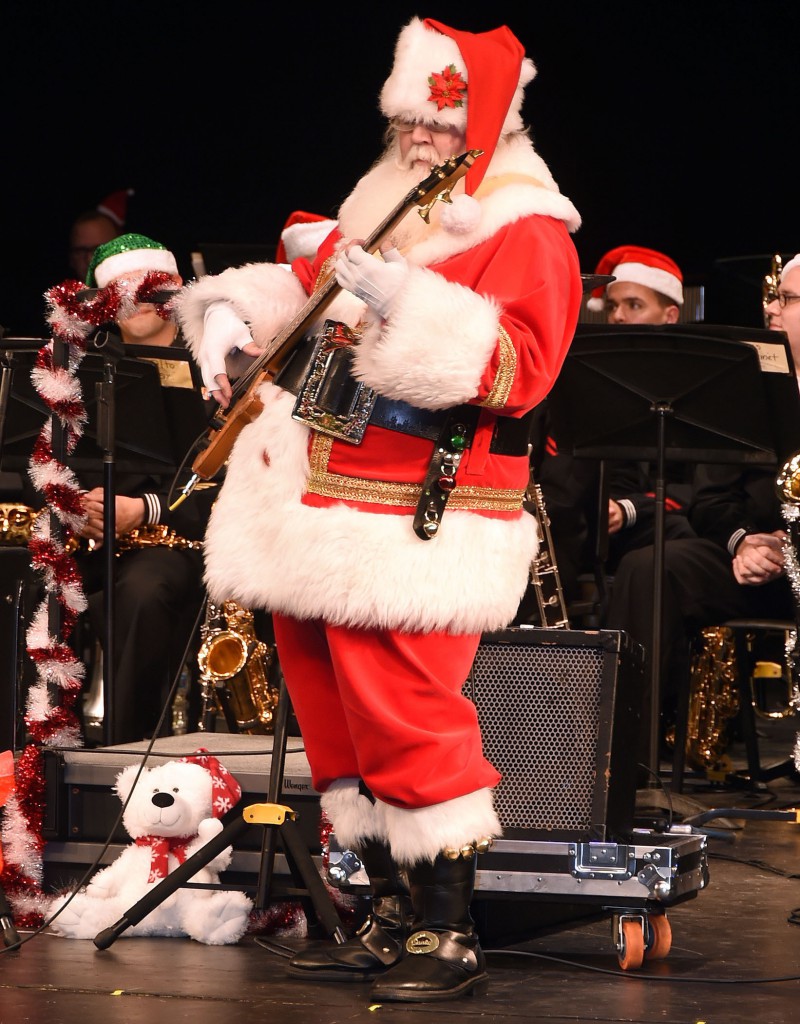 12 Days of Christmas: Rocking Around the Christmas&nbsp;Tree